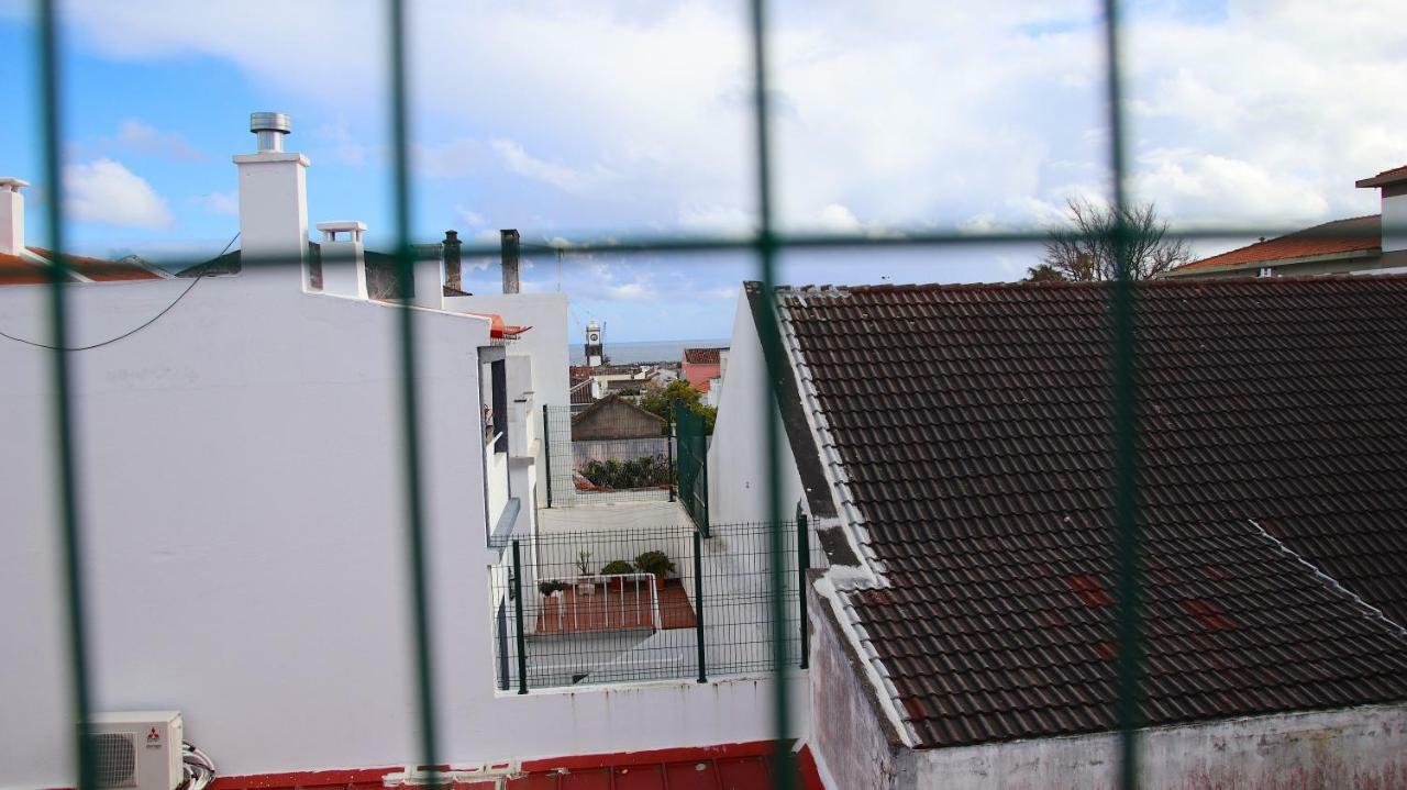 Costa Apartments Ponta Delgada  Bagian luar foto